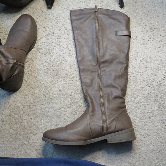 Faux Leather Boots - Picture 6 of 6